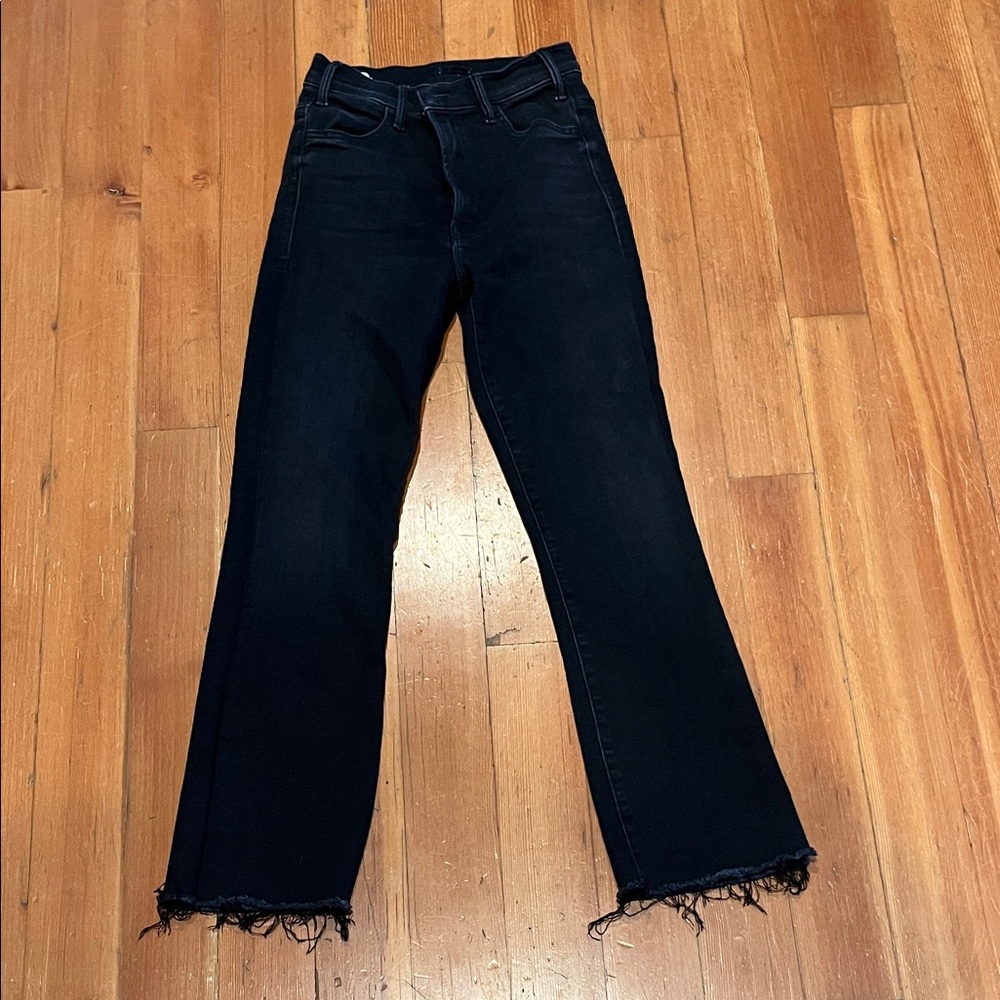MOTHER Black Cropped Jeans with Frayed Hem